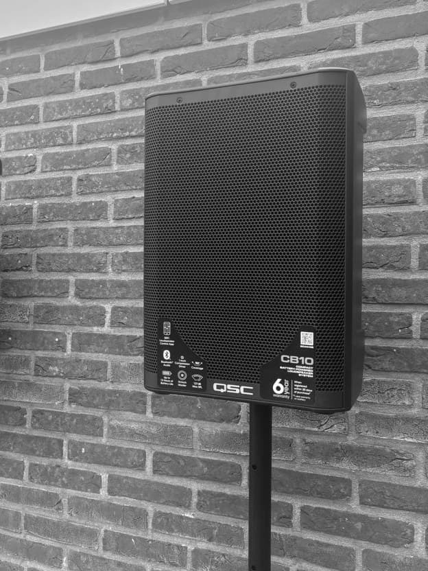 QSC CB10 accu speaker